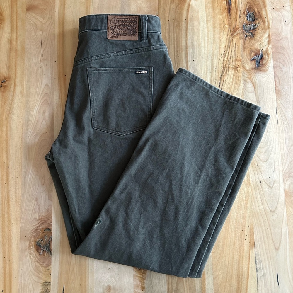 - Volcom relaxed straight pants